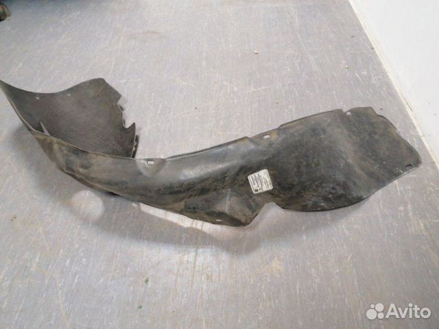 Подкрылок локер передний правый Passat