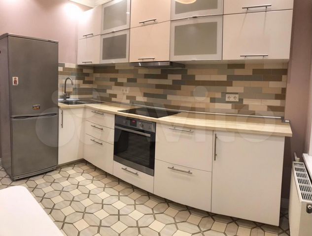 1-к. квартира, 40 м², 7/17 эт.