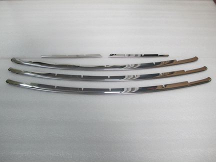 Накладки Prius 30 2009-2011г. в бампер на решетку