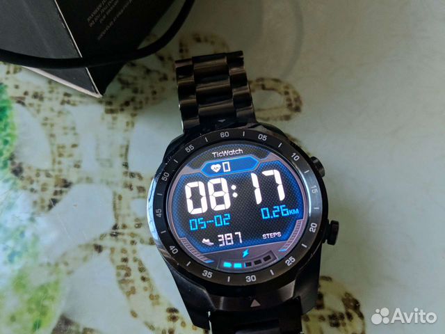 Смарт часы TicWatch pro