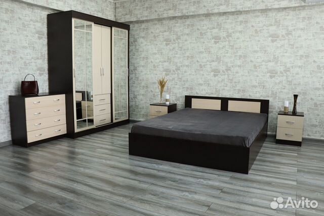 Кровать с матрасом