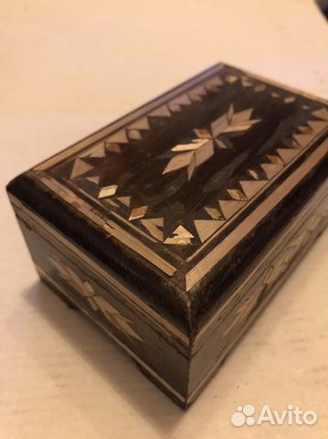 Шкатулка деревянная