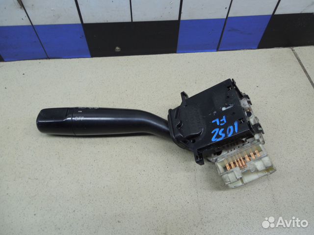 Переключатель поворотов подрулевой Land Cruiser (1