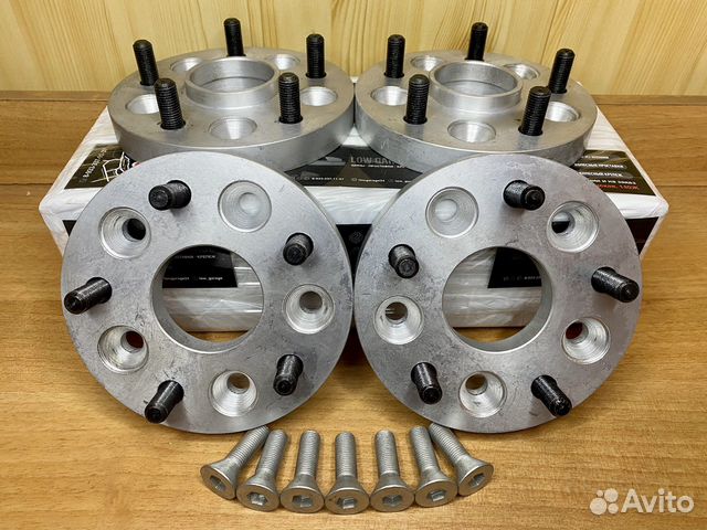 Проставки 5х108-5х114.3 20мм. Адаптеры. Волга