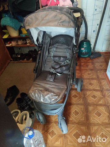 Прогулочная коляска