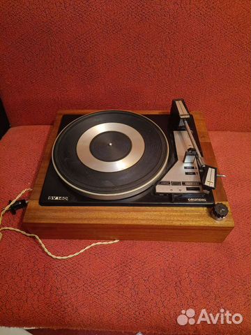 Проигрыватель винила Grundig SV140 с пластинками купить в Санкт ...