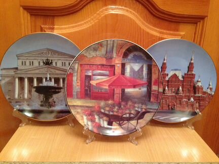 Коллекционные фарфоровые тарелки