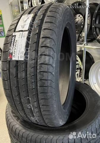 Yokohama Advan Sport V105S 235/45 R17 97Y