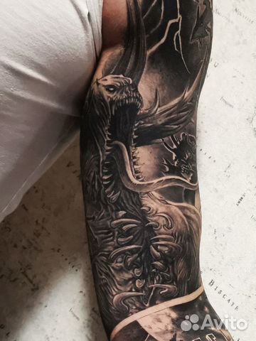 Художественная татуировка в Москве