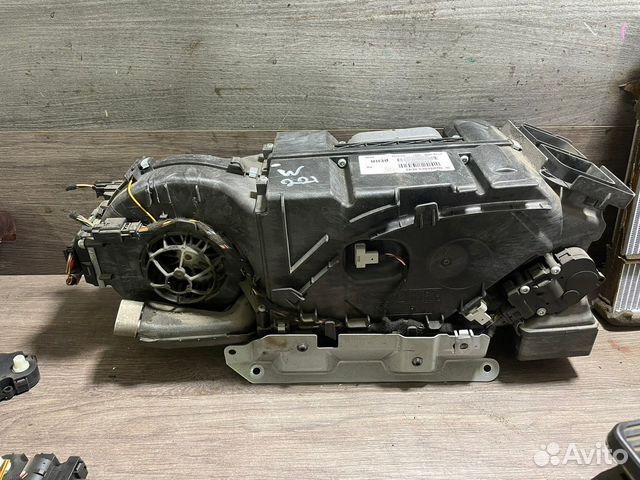 Печка задней части салона Мерседес W221