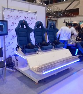 Подвижная платформа виртуальной реальности