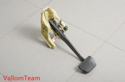 Лот X80 Педаль тормоза BMW X5 E70