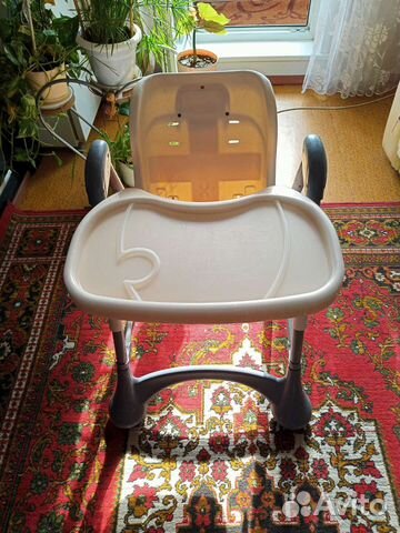 Детский столик для кормления