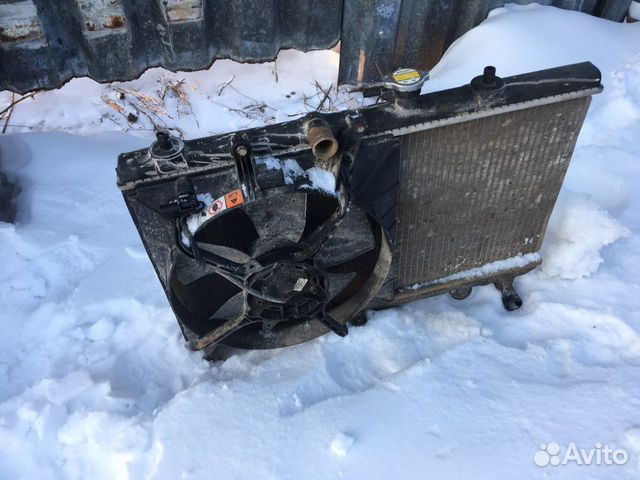 Диффузор радиатора Kia Rio 1