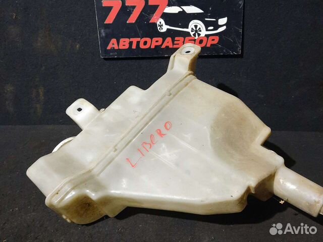 Бачок омывателя Mitsubishi Libero cb1v