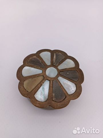 Таблетница шкатулка винтажная латунь перламутр выс