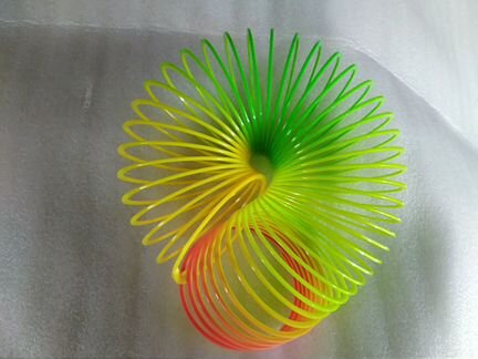 Пружинка Радуга новая