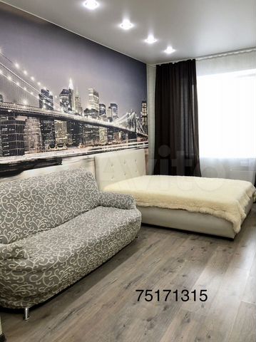 2-к. квартира, 70 м², 10/12 эт.