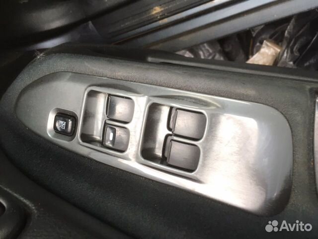 Блок кнопок стеклоподъемников. Mitsubishi Lancer