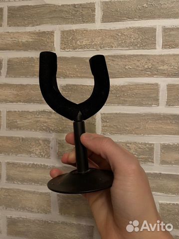 Вешалка для гитары