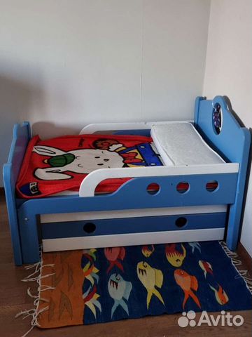 Кровать детская массив раздвижная