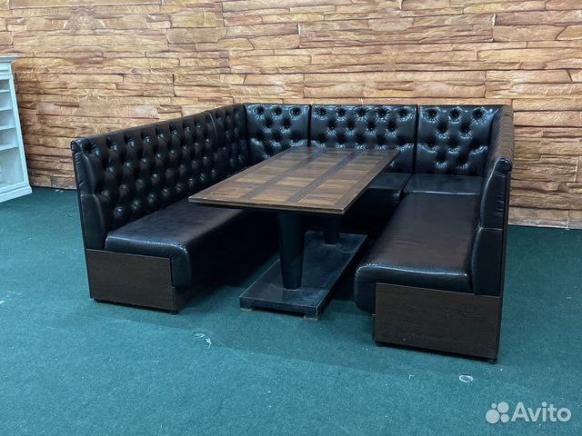 Столы и диваны для кафе и ресторанов