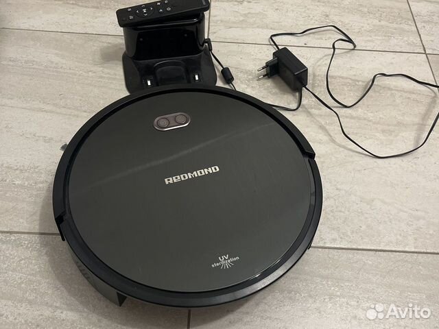 Робот пылесос Redmond rv r650s