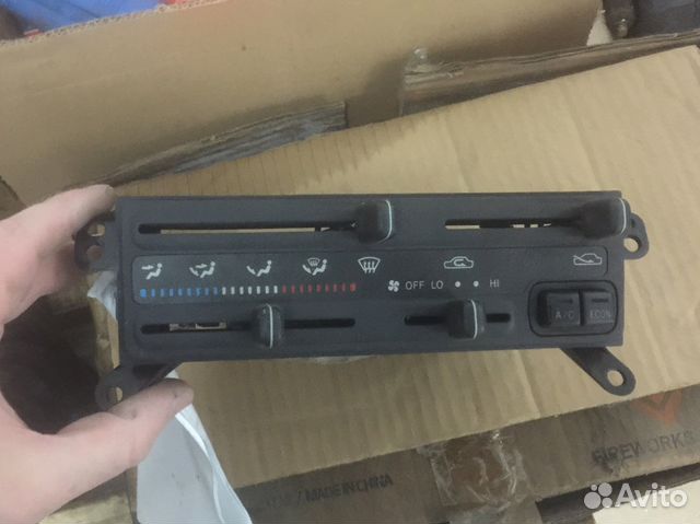 Блок управления печкой климатом toyota ae100 ae101