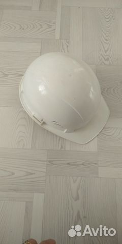 Каска защитная белая