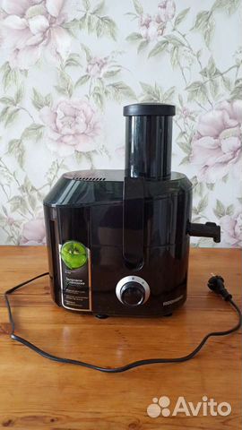 Соковыжималка центробежная Redmond RJ-916