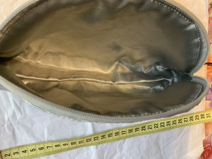 Косметичка металлизированная Argent знак из натура