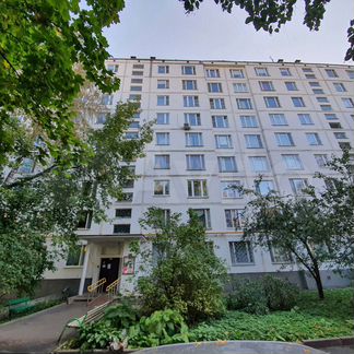 1-к квартира, 33 м², 4/9 эт.