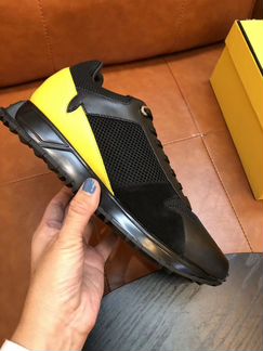 Кроссовки Fendi