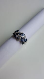 Кольцо с сапфирами и бриллиантами