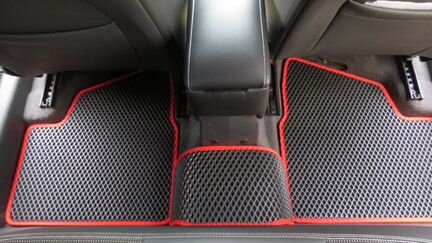 Новые коврики в салон Jaguar