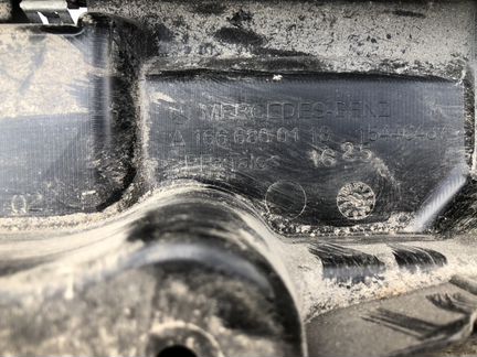 Крышка пола Левая мерседес W166