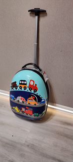 Детский чемодан новый