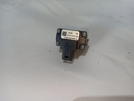 Кнопка монитора W204