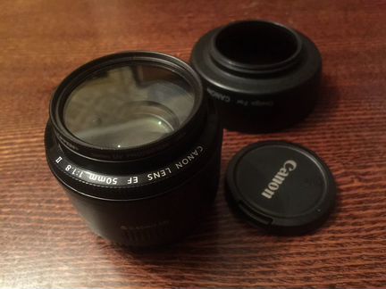 Объектив canon 50mm 1 8