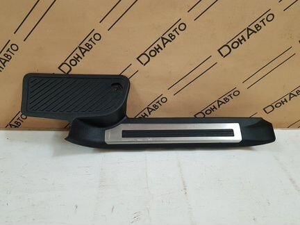 Накладка порога внутренняя задняя правая Toyota