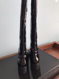 Итальянские лаковые сапоги