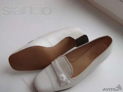Женские туфли
