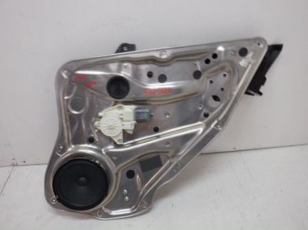 Стеклоподъемник электрический задний правый Мерсед