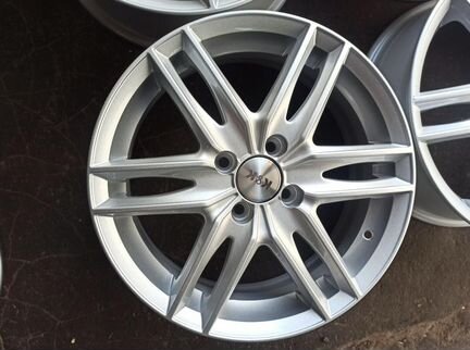 Диски новые литые R16 P на Kia Rio Hyundai Solaris