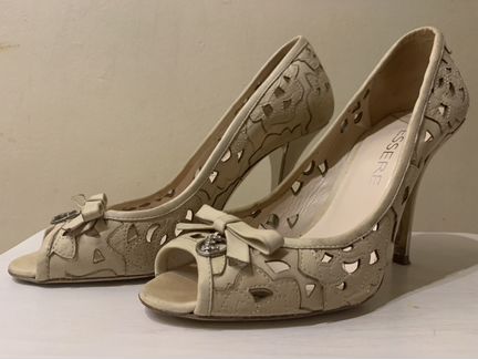 Босоножки Essere