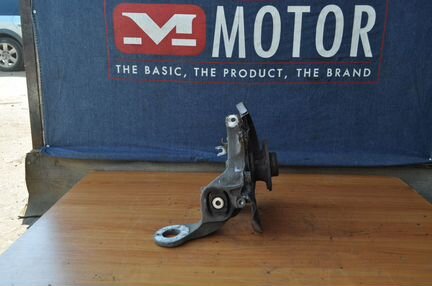 Кулак ступица задний левый Ауди А4 Б8 А5