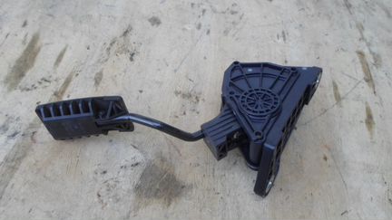 Педаль газа Хонда црв 3 ср-В Honda CR-V RE3