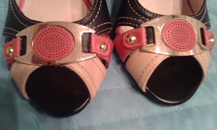 Босоножки кожаные Dolce Vita p 38