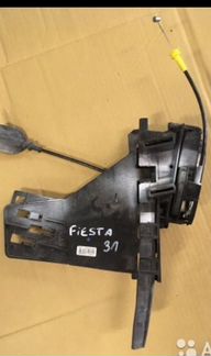 Ford Fiesta 6 замок двери задний левый