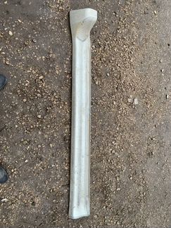 Порог пластиковый накладка левый Mitsubishi Pajero